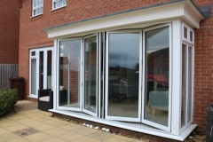Bifolds-4-panels-outside-422 configuration